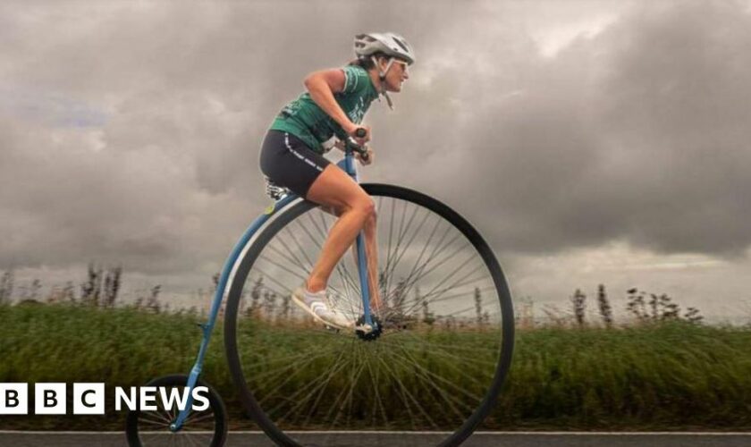 Penny farthing uphill time trial rides into Sussex