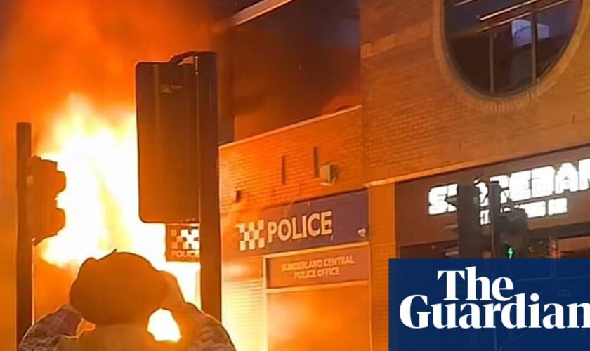 Police station set on fire in Sunderland as UK unrest rolls on