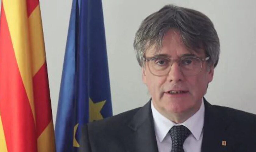 Puigdemont defiende su fuga: «Quería intervenir en el Parlament, pero no entregarme»