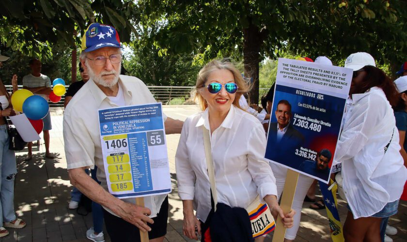 «Queremos libertad y paz para nuestro país», clama la comunidad venezolana en León