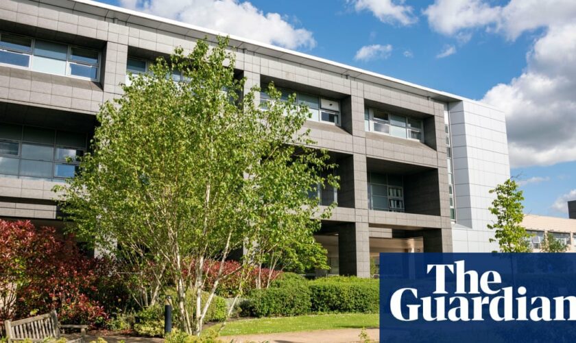 Surgeon suspended for sexual harassing colleagues at Oxford Transplant Centre