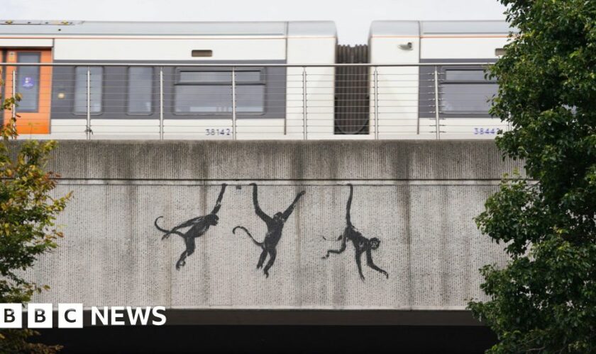 Three monkeys is third Banksy artwork in three days