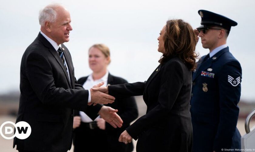 Tim Walz: Who is Kamala Harris's running mate?