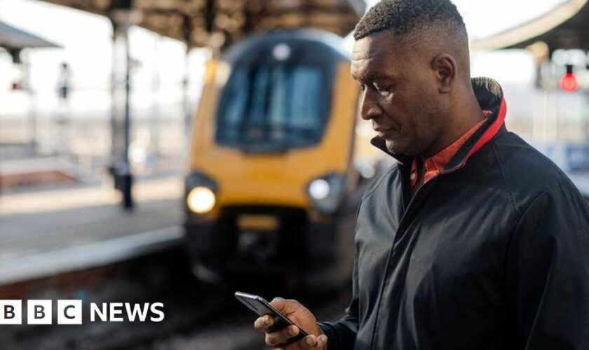 Train drivers to vote on new deal to end strikes, says Aslef