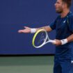 « Tu me pousses à péter un plomb » : Moutet craque contre l’arbitre et est éliminé au premier tour de l’US Open