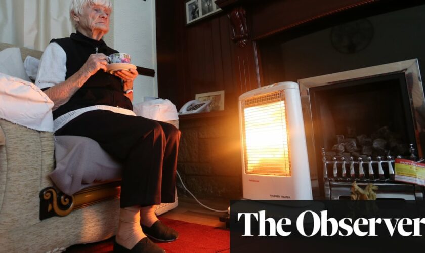 UK pensioners left on ‘financial cliff edge’ by cuts to winter fuel payments