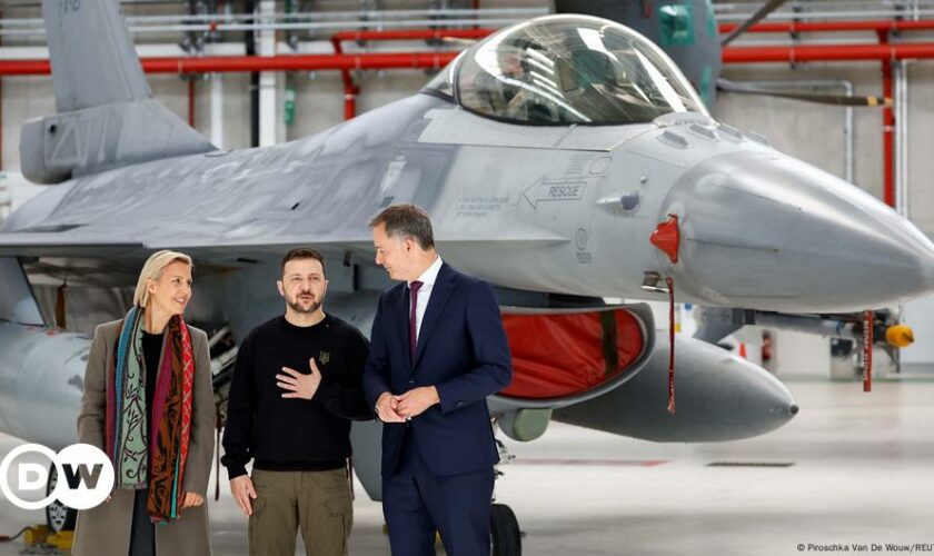 Ukraine updates: First F-16 jets arrive in Ukraine