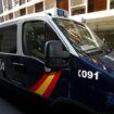 Un menor muere al precipitarse desde un tercer piso mientras huía de la Policía en Torrent