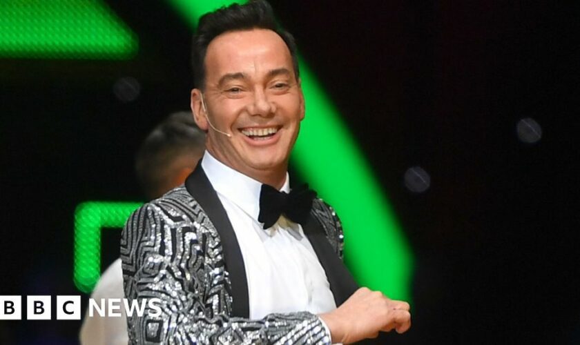 Watch: Revel Horwood reveals his ballet teacher hit students with cane