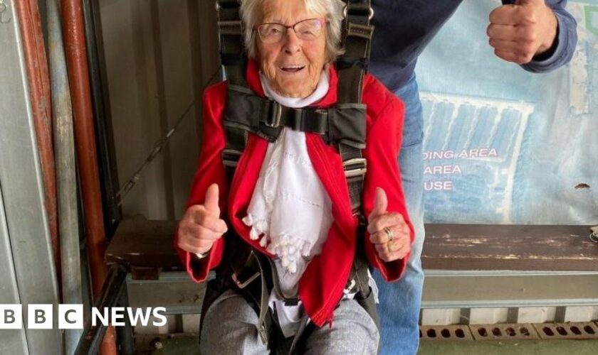 Woman, 102, becomes Britain's oldest skydiver