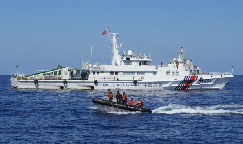 Tensions en mer de Chine : Pékin et Manille s’accusent mutuellement après une collision entre garde-côtes