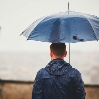 La météo de septembre et octobre se dévoile : les détails sur la pluie et la chute des températures