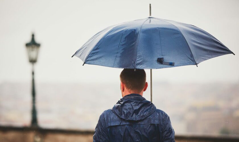 La météo de septembre et octobre se dévoile : les détails sur la pluie et la chute des températures