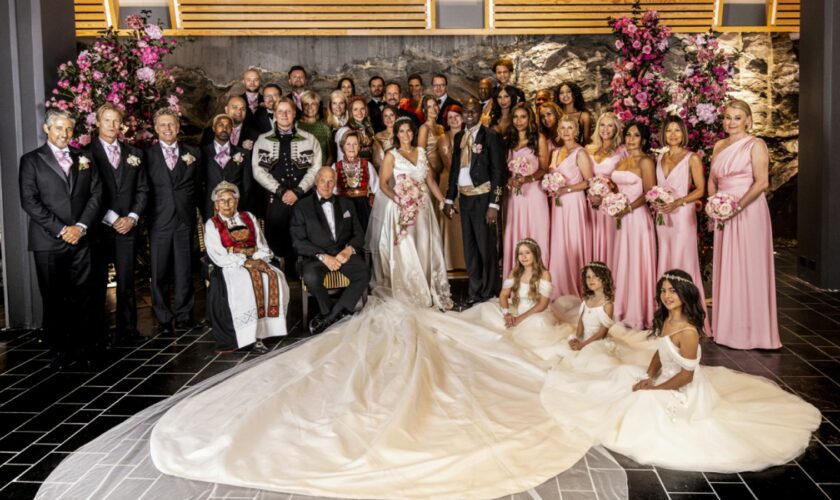 The bridal party. Pic: Maja Moan / The Royal House of Norway