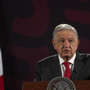 Le président mexicain Amlo fait ses adieux et défend sa réforme judiciaire