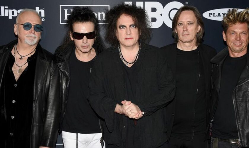 The Cure ist eine britische Pop-, Rock-, Wave-, Gothic-Band. Ihr Keyboarder Roger O' Donnell machte nun eine Krebsdiagnose öffen