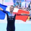 Triathlon : l'invincible Alexis Hanquinquant conserve son titre paralympique à domicile