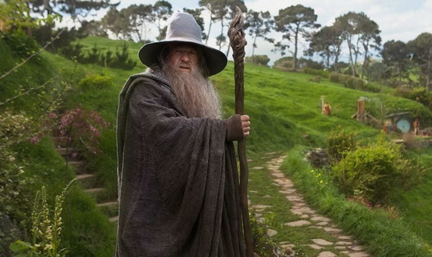 Ian McKellen prêt à rejouer Gandalf dans les prochains films du « Seigneur des Anneaux », à une condition