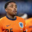 Fußball: Steven Bergwijn wechselt nach Saudi-Arabien, Ronald Koeman wirft ihn aus Nationalelf