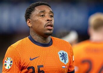 Fußball: Steven Bergwijn wechselt nach Saudi-Arabien, Ronald Koeman wirft ihn aus Nationalelf