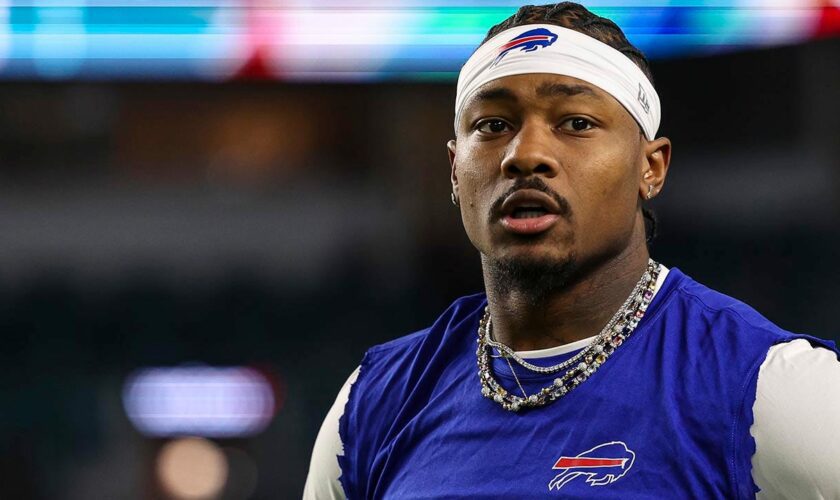 Texans' Stefon Diggs says he 'was in the worst mental space' last year leading up to breakup with Bills