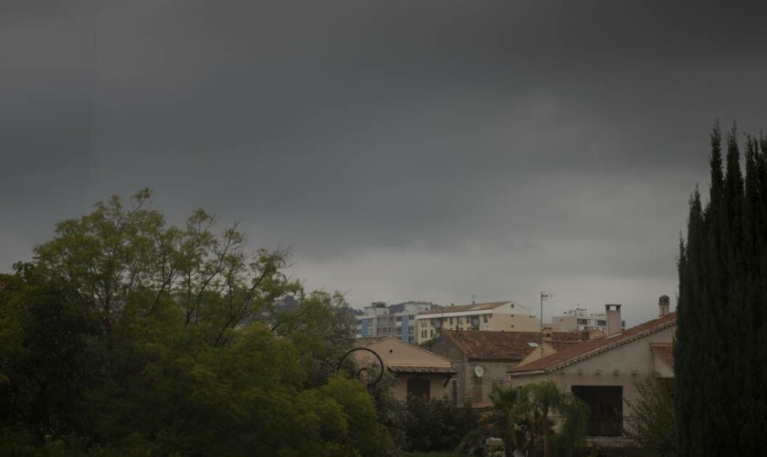 Un premier épisode méditerranéen démarre dans le sud-est, plusieurs départements en vigilance orange pour orages et inondations