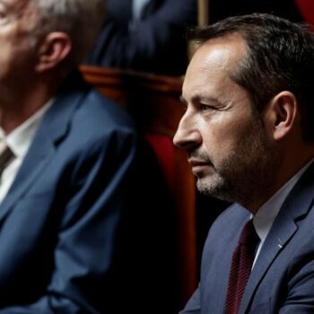 « C’est quelqu’un qui n’a pas de colonne vertébrale » : Chenu étrille Bertrand et relance la piste Borloo pour Matignon