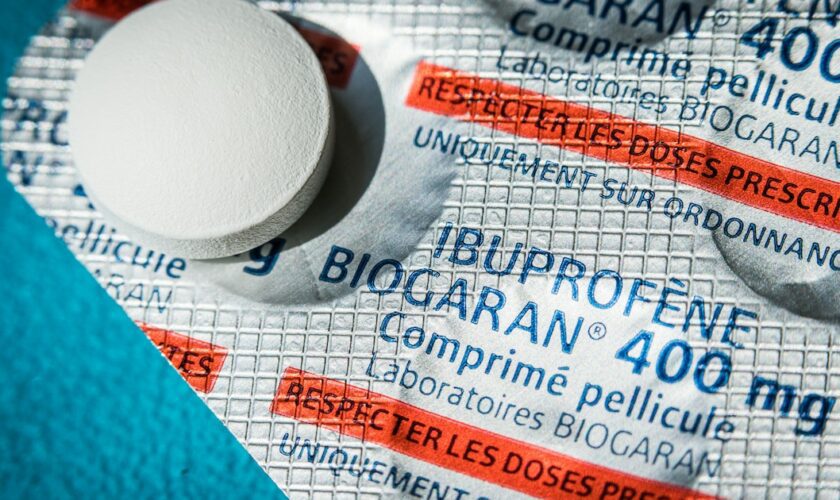 Ibuprofen 400 mg anti-inflammatory drug from Biogaran Laboratories.