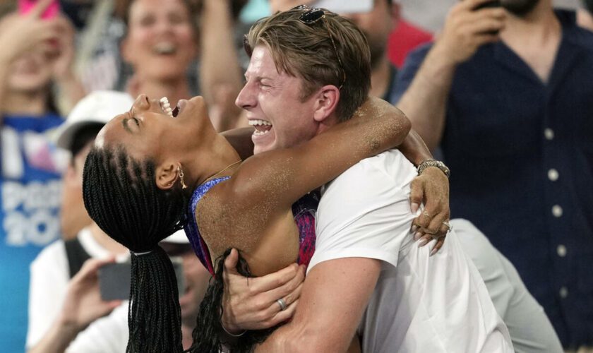 Tara Davis et Hunter Woodhall : la love story olympique et paralympique des Jeux de Paris