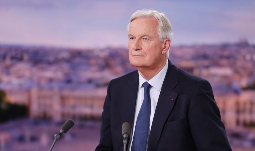 Le nouveau Premier ministre Michel Barnier a fixé vendredi parmi ses priorités de "maîtriser les flux migratoires avec des mesures concrètes", revaloriser le travail et ne pas augmenter la dette de la France, dans sa première interview sur TF1.