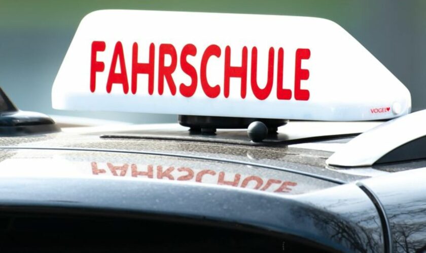 In Bayern gibt es 25 Prozent mehr Fahrschüler als vor vier Jahren. (Symbolbild) Foto: Swen Pförtner/dpa