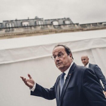 EN DIRECT – François Hollande votera la censure du gouvernement Barnier, «qui ne tient qu’au bon vouloir de l’extrême droite»