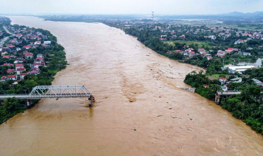 Vietnam : plusieurs dizaines de morts et d'importantes destructions après le typhon Yagi