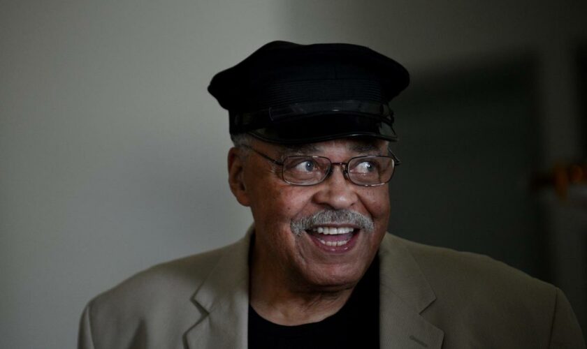 Darth Vaders Stimme: Schauspieler James Earl Jones stirbt mit 93 Jahren