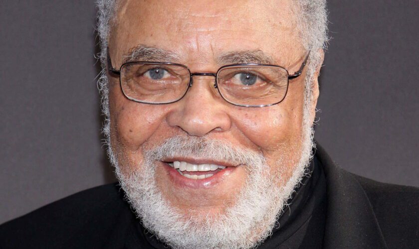 Mort de James Earl Jones : une voix mythique du cinéma s'est éteinte à 93 ans