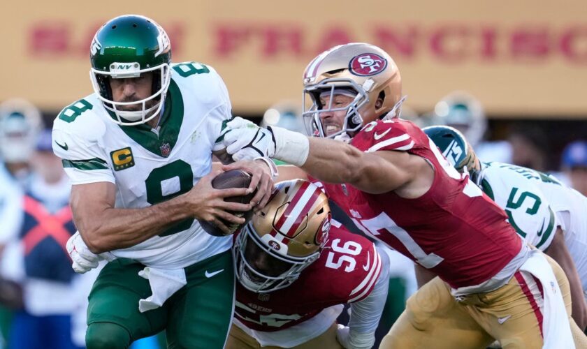 San Francisco 49ers prevent winning return to action for Aaron Rodgers