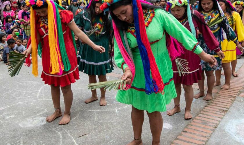 Les Amérindiens emberá ont quitté leur campement au cœur de Bogotá