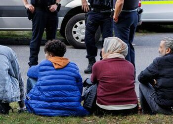 Pläne beim Migrationsgipfel: Bundesregierung plant Haft für Geflüchtete an der Grenze