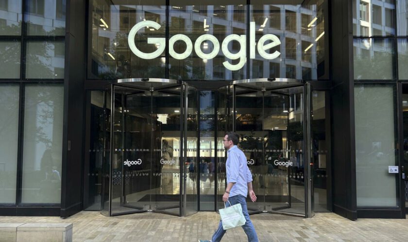 La justice de l'UE inflige à Google et Apple de lourdes sanctions