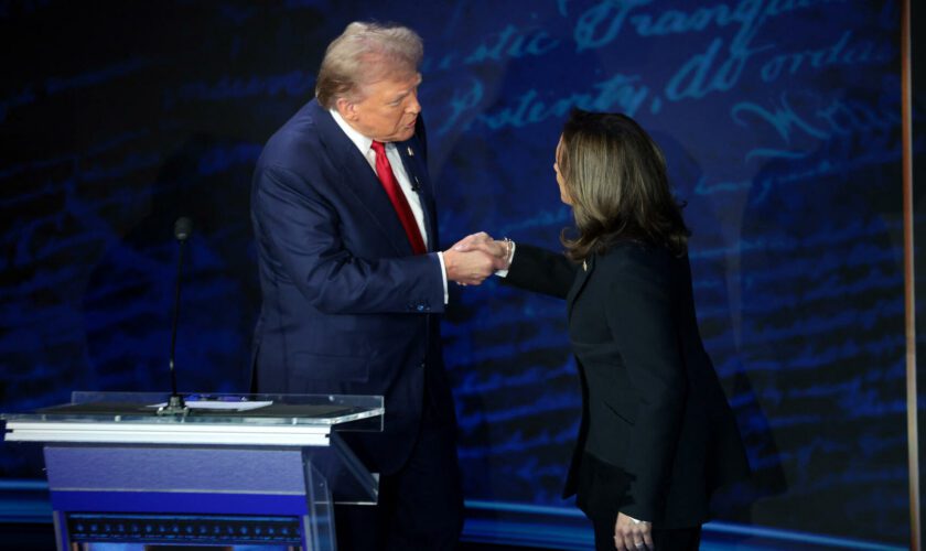 Le débat Trump-Harris pour la présidentielle américaine a commencé par une surprise