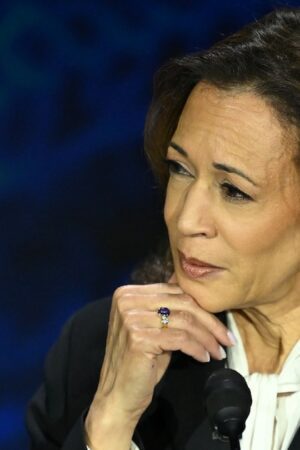 La vice-présidente américaine et candidate démocrate Kamala Harris lors d'un débat avec son adversaire Donald Trump, à Philadelphie, le 10 septembre 2024