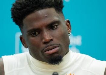 NFL: Tyreek Hill fordert Entlassung von einem Polizisten