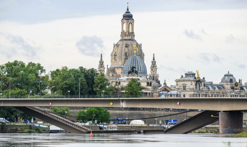 Dresden: Teil der Carolabrücke soll kontrolliert abgerissen werden