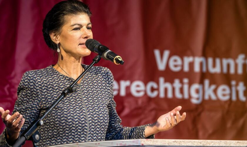 „Und wir sind die dummen Idioten“, sagt Wagenknecht über die Stationierung von US-Raketen