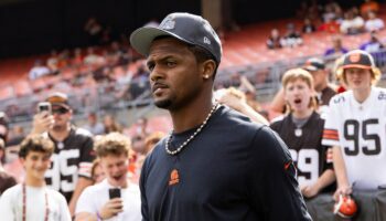 Ex-Browns running back rips Deshaun Watson’s leadership: ‘Told the coaches I didn’t know the play’