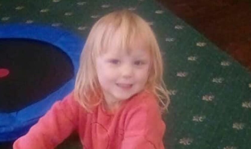 Tributes to 'sweet' girl, 6, killed in house fire