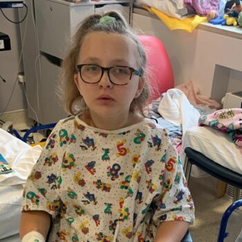 Mother says daughter, 11, had to use wheelchair after procedure with surgeon accused of ‘inappropriate’ operations