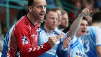 Der ThSV Eisenach um Torwart Silvio Heinevetter holte die ersten Punkte der Saison. Foto: Friso Gentsch/dpa