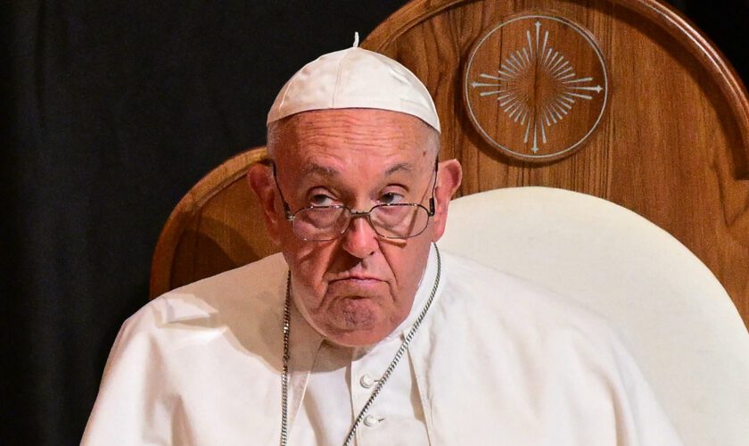 Abbé Pierre : le pape François affirme que le Vatican savait pour les agressions sexuelles commises par le prêtre