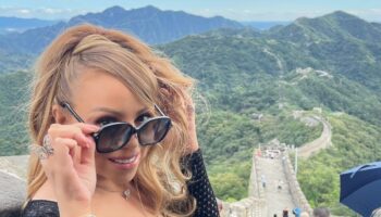 Mariah Carey just climbed the Great Wall of China - in heels